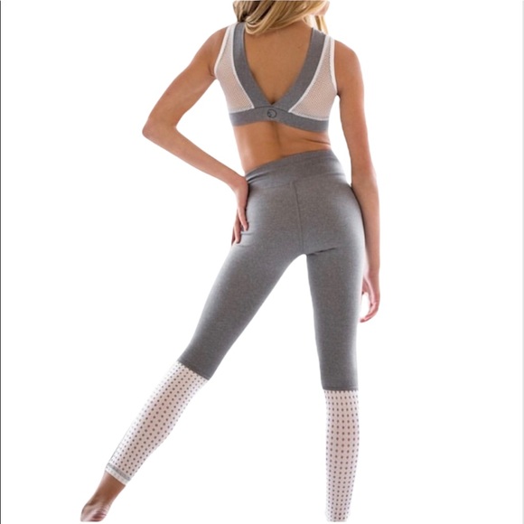Five Dancewear set: gray & white v neck top & matching bottoms w mesh inserts. - Picture 1 of 6